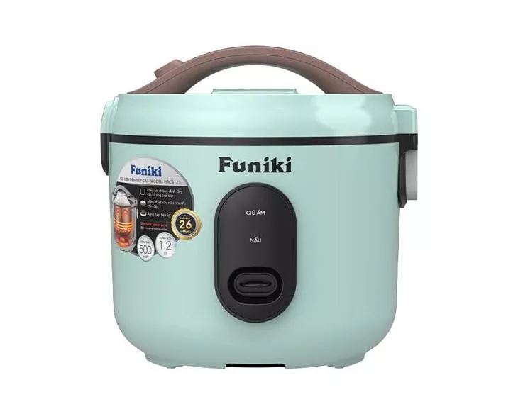 F_0000s_0007_HRC6123-min